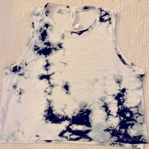 Lululemon tie dye cropped tank | size M